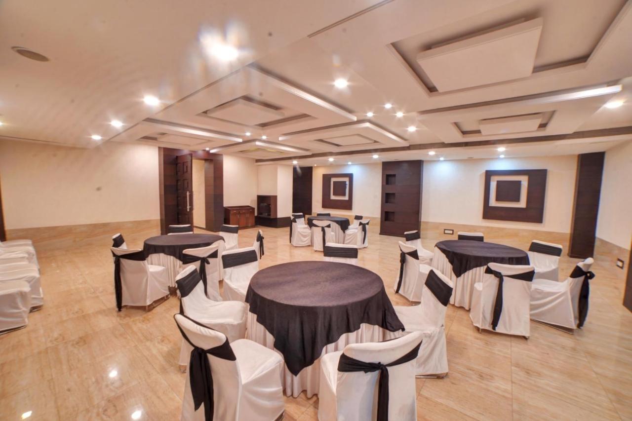 Hotel Garnet Durg Εξωτερικό φωτογραφία