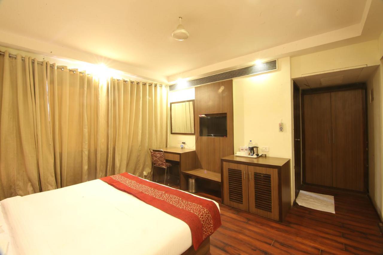Hotel Garnet Durg Εξωτερικό φωτογραφία